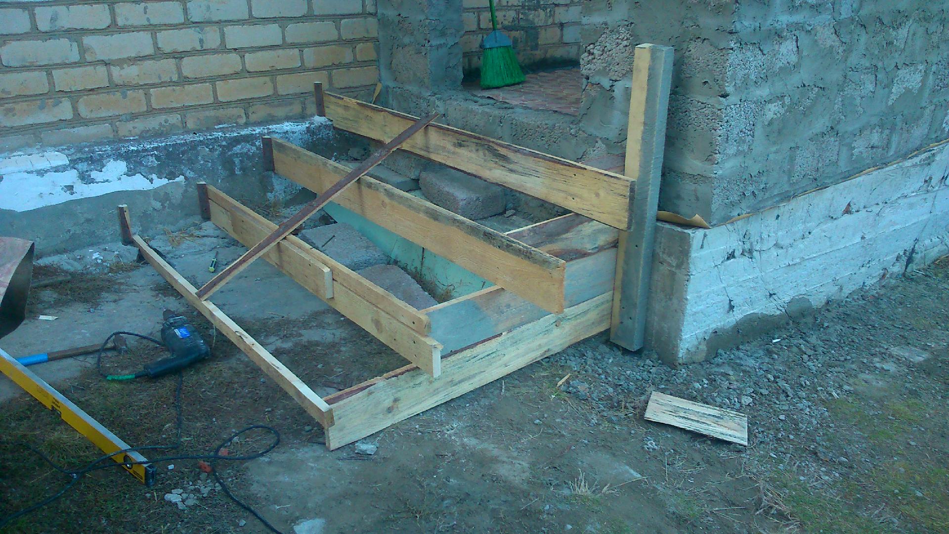 Как пристроить каркасный гараж деревянному дому