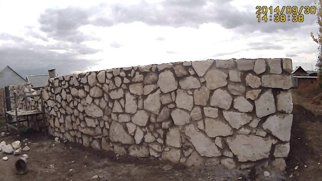 Забор из бутового камня - технология строительства
