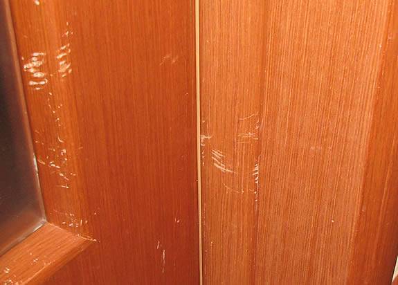 Реставрация и ремонт деревянных дверей: как снять краску, утепление, покраска, обивка деревянной двери » verydveri.ru